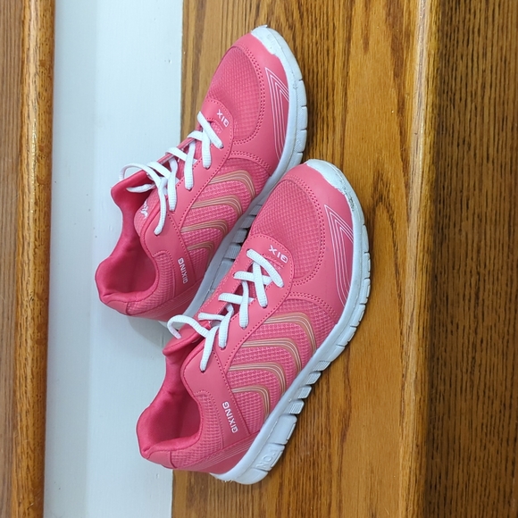 QUIXP women's sneakers size 9 - Picture 4 of 5